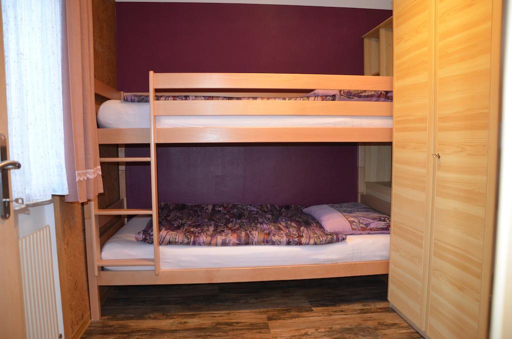 Ferienwohnung Garber Uderns Kamer foto