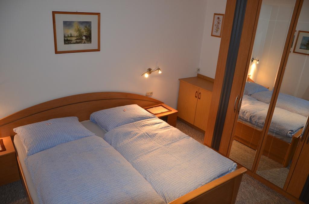Ferienwohnung Garber Uderns Kamer foto