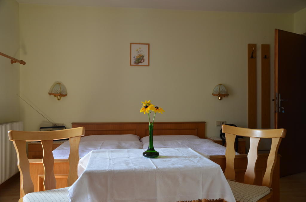 Ferienwohnung Garber Uderns Kamer foto