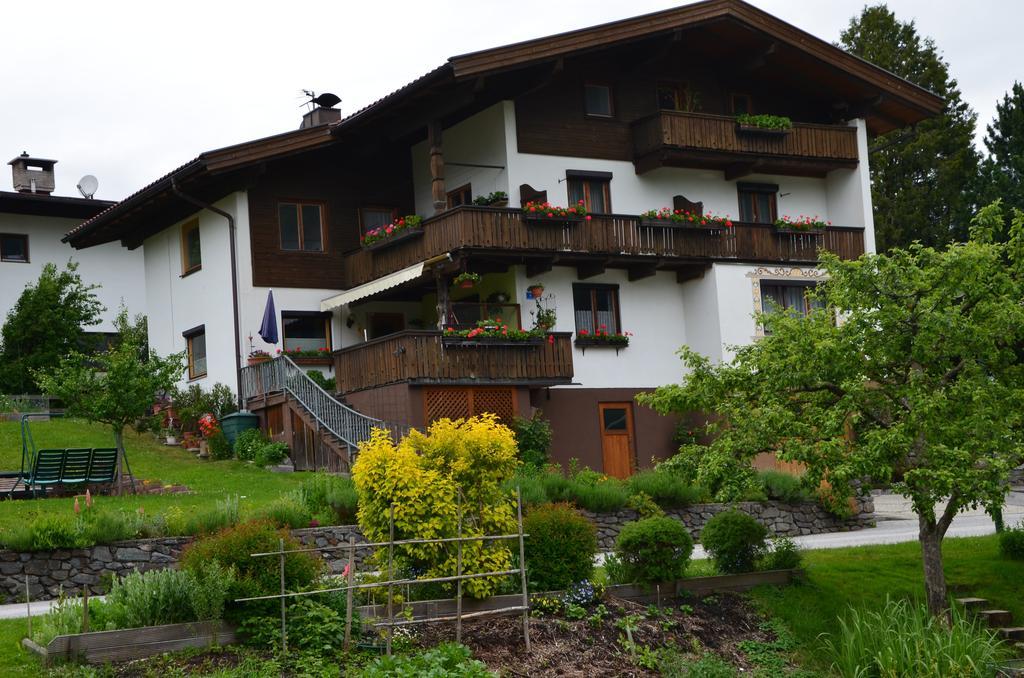 Ferienwohnung Garber Uderns Buitenkant foto
